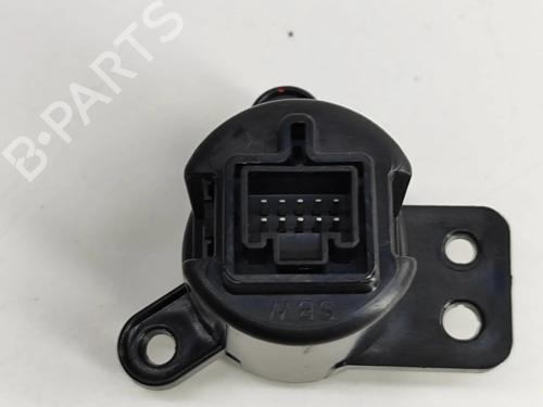 Switch KIA SPORTAGE V (NQ5) 1.6 T-GDi Hybrid AWD | BP27784191I30