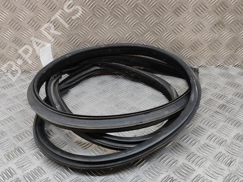 Used Rubber door seal BMW 4 Coupe (F32, F82) M4 (431 hp) 26500543