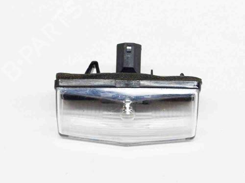 Used Licence plate light TOYOTA C-HR (_X1_) 1.8 Hybrid (ZYX10_, ZYX11_) (98 hp) 14640303