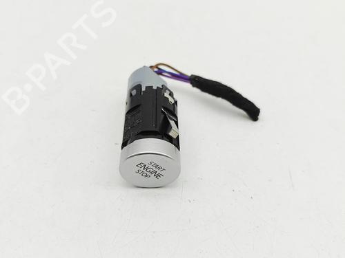 kombi-kontakt-stilkkontakt-vw-multivan-t7-stm-stn-2021-33972255 main image