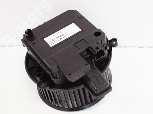 Used Heater blower motor AUDI Q5 (FYB, FYG) 2.0 TDI quattro (190 hp) 6747914