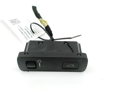Used Switch Switch VOLVO XC40 (536) D3 (150 hp) 39989618 39989618