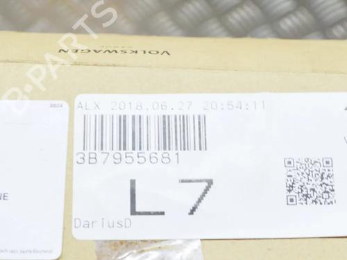 Washer pump AUDI Q5 (8RB) 2.0 TDI | BP14618863E24 