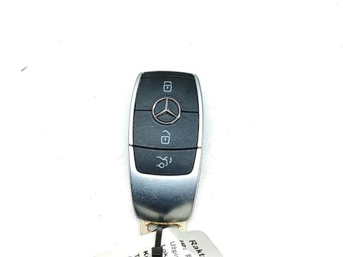 Used Electronic module Electronic module MERCEDES-BENZ CLA (C118) CLA 180 (118.384) (136 hp) 40486480 40486480