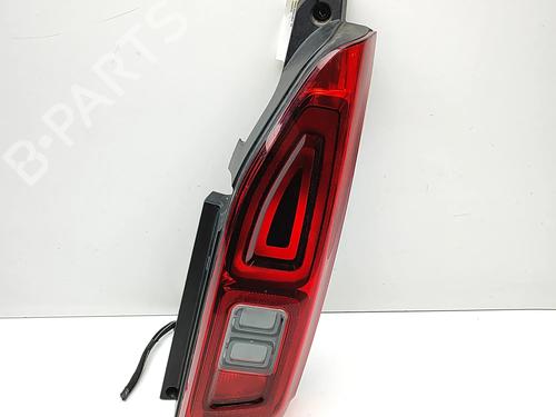 Used Right taillight Right taillight 38050439 38050439