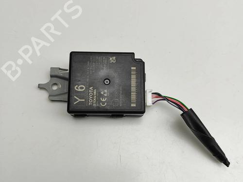 Used Electronic module TOYOTA C-HR (_X2_, _H2_) Hybrid (ZYX20) (140 hp) 30108435