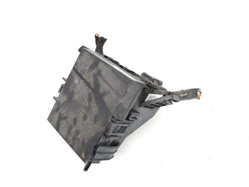 Used Fuse box FORD ECOSPORT 1.0 EcoBoost (140 hp) 30211571