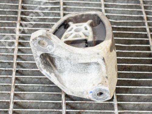 Used Gearbox mount VOLVO XC90 II (256) D5 AWD (235 hp) 8827846
