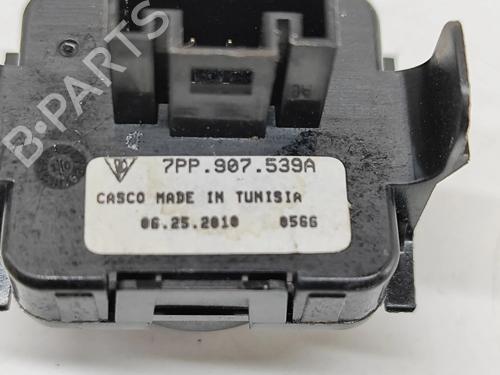 Electronic sensor PORSCHE CAYENNE (92A) 3.0 Diesel | BP25615486M84