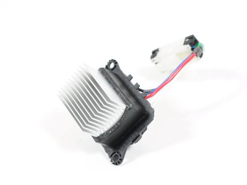 Used Heater resistor SUBARU IMPREZA Hatchback (GR, GH, G3) 2.0 D AWD (150 hp) 30257369