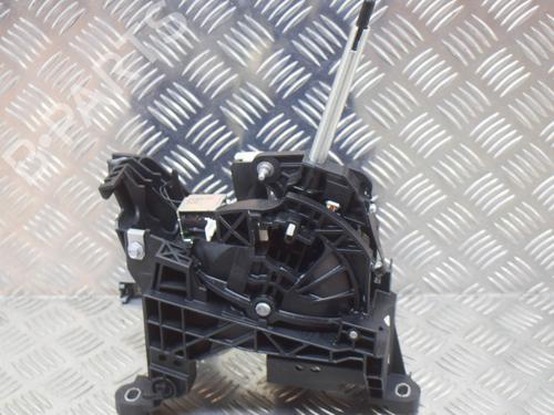 Used Gear lever FORD FOCUS III 1.6 Ti (125 hp) 7017024