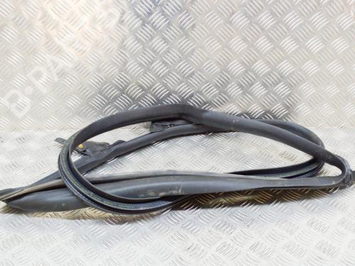 Used Rubber door seal TESLA MODEL 3 (5YJ3) EV AWD (351 hp) 27752852