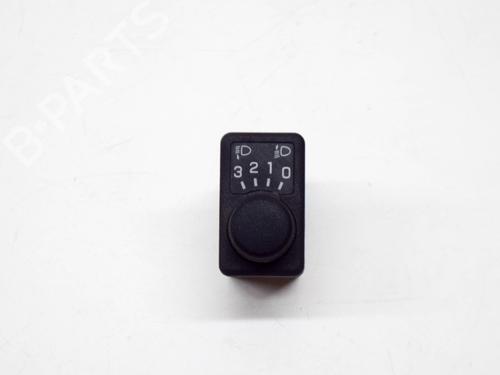 Used Switch NISSAN PRIMERA (P12) 2.2 dCi (139 hp) 10400313