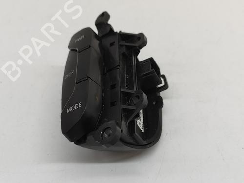 Stuurwielbediening CHEVROLET CAPTIVA (C100, C140) 2.4 (167 hp) 25616041
