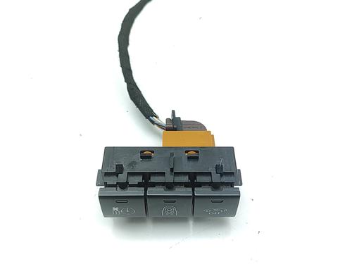 Used Switch PEUGEOT 3008 II SUV (MC_, MR_, MJ_, M4_) Hybrid 180 (M4DGLU) (179 hp) 30178463