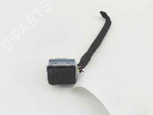 BP37996842O1 main image