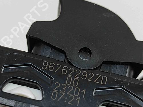Right rear window switch CITROËN C3 III (SX) 1.2 THP 110 (SXHNPS, SXHNZT, SXHNZ6) | BP29459180I28 