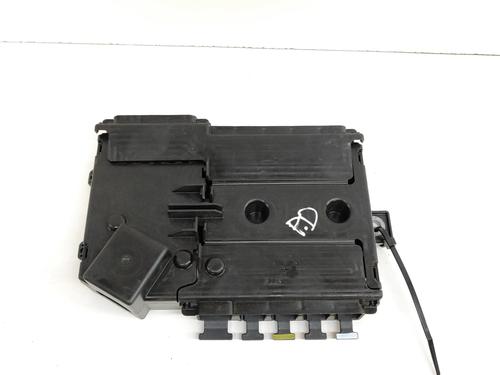 Used Electronic module Electronic module MERCEDES-BENZ C-CLASS T-Model (S205) C 300 e (205.253) (320 hp) 27767717 27767717