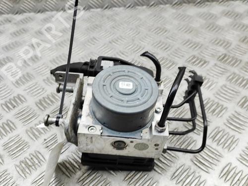 Used ABS pump ABS pump MERCEDES-BENZ C-CLASS T-Model (S205) C 250 BlueTEC / d (205.208) (204 hp) 32756395 32756395