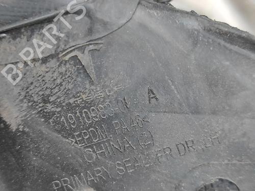 Gummiliste TESLA MODEL 3 (5YJ3) EV | BP34190618C142  - Image 7