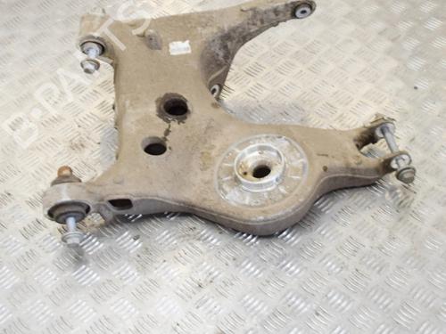 right-rear-suspension-arm-land-rover-discovery-v-l462-30-td6-4x4-jpla5b530aa-28b07572-18k21101922-2016-8144911 main image