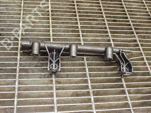Used Injection rail PEUGEOT 208 I (CA_, CC_) 1.2 VTI 82 (82 hp) 6762522