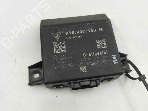 Used Electronic module PORSCHE 718 BOXSTER (982) 2.5 S (982330, 982331) (350 hp) 28497780