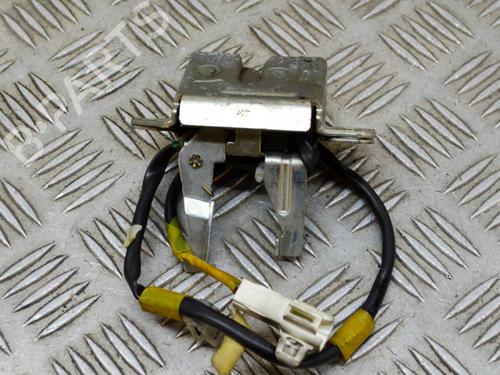 Serrure hayon TOYOTA YARIS (_P1_) 1.4 D-4D (NLP10_, NLP10R) | BP10220910C101 