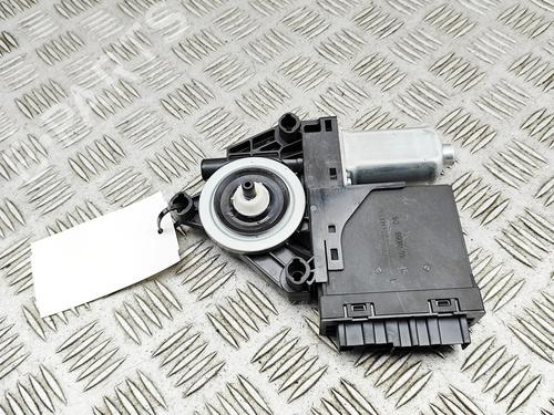 Used Left front window motor Left front window motor VOLVO C40 (539) Recharge AWD (408 hp) 33378633 33378633