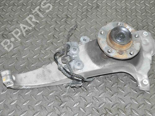 Used Left front steering knuckle BMW 6 Convertible (F12) 650 i (449 hp) 30258131