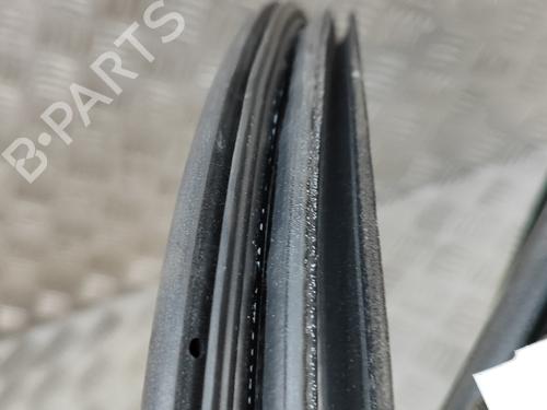 Rubber door seal LAND ROVER RANGE ROVER EVOQUE (L538) 2.2 D 4x4 | BP18036824C142 