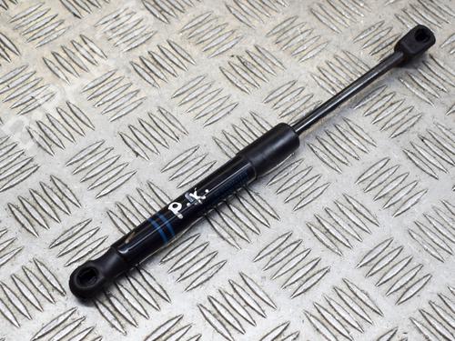 Używane Siłownik maski BMW 2 Convertible (F23) 218 i (136 hp) 14630594