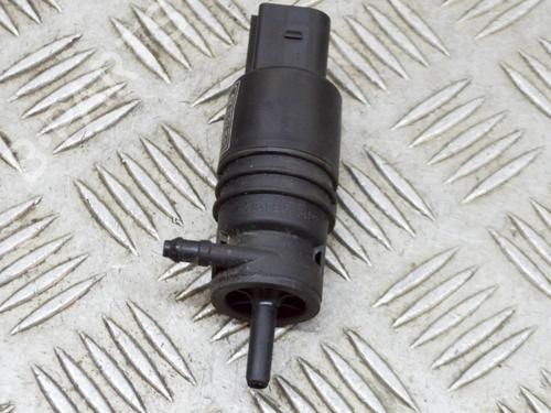 Used Washer pump BMW 3 (F30, F80) 330 d (258 hp) 14641175