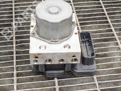 Used ABS pump TESLA MODEL X (5YJX) P100D AWD (772 hp) 7797635