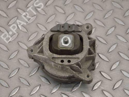 Used Engine mount BMW 3 (F30, F80) 320 d (184 hp) 30234702