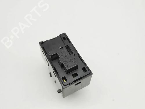 Left front window switch TESLA MODEL Y (5YJY) Long Range All-wheel Drive | BP39073252I27 - Image 6