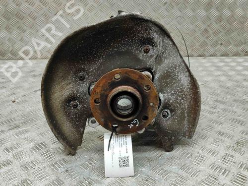 Fusee links achter AUDI Q5 (8RB) 2.0 TDI quattro (177 hp) 17444664
