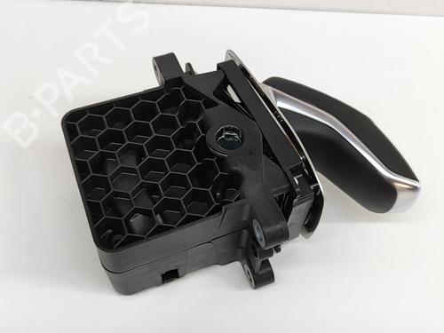 Gear lever PEUGEOT 2008 II (UD_, US_, UY_, UJ_, UR_, UC_) e-2008 (UKZKXZ) | BP28431246M90 
