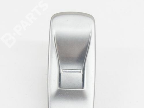 Used Right rear window switch Right rear window switch JAGUAR XF I (X250) 3.0 D (211 hp) 7543315 7543315