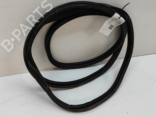 Rubber door seal BMW 3 Touring (F31) 335 d xDrive | BP26239948C142