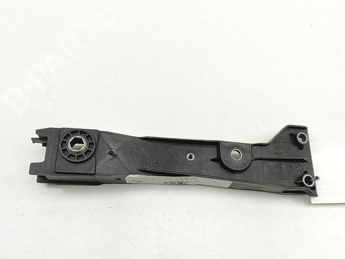 Supporto del faro anteriore destro MERCEDES-BENZ B-CLASS Sports Tourer (W245) B 180 CDI (245.207) (109 hp) 29524334
