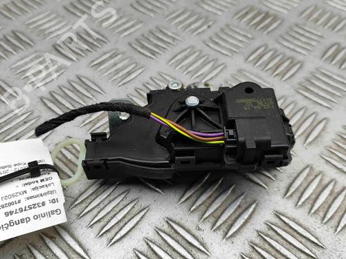 tailgate-lock-mercedes-benz-cla-coupe-c117-2013-2014-2015-2016-2017-2018-2019-29459975 main image