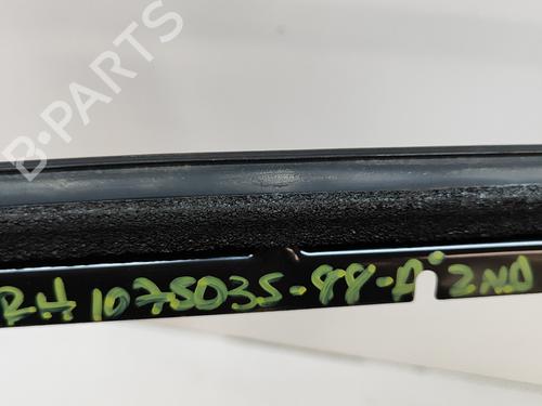 Rubber door seal TESLA MODEL X (5YJX) 90D AWD | BP20675733C142 
