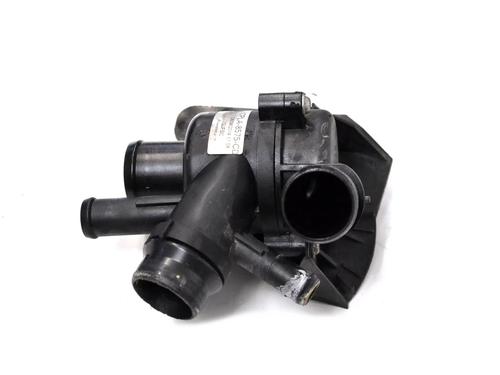 Used Thermostat housing LAND ROVER RANGE ROVER SPORT II (L494) 3.0 SDV6 4x4 (306 hp) 30213797