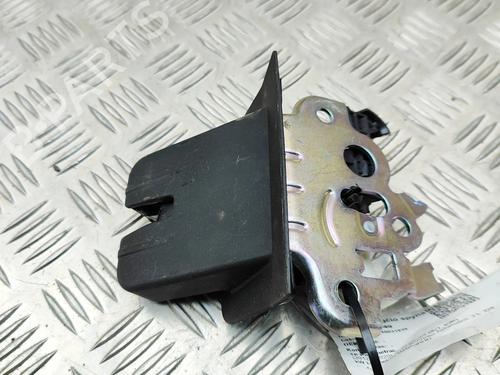 tailgate-lock-audi-a3-8v1-8vk-2012-2013-2014-2015-2016-2017-2018-2019-2020-34443667 main image