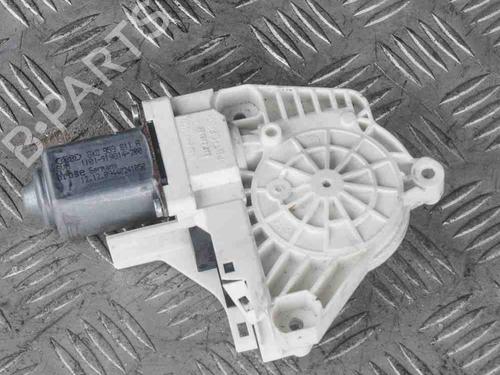 Moteur de lève-vitre arrière droit VW TOUAREG (7P5, 7P6) 3.0 V6 TDI (225 hp) 7081238