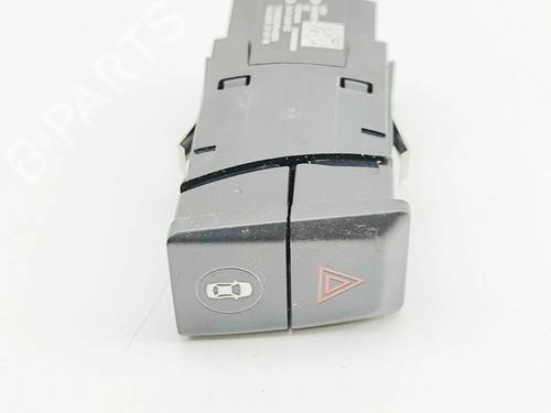 warning-switch-bmw-x3-g01-f97-g08-2017-30741385 main image