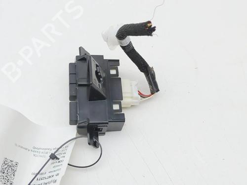 Switch TOYOTA bZ4X (_EAM1_) EV (XEAM10) | BP39381415I30 - Image 4