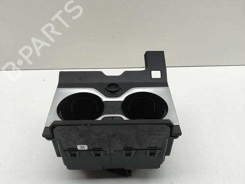 Porte-gobelet/Objets BMW XM (G09) XM All-wheel Drive (653 hp) 32213863