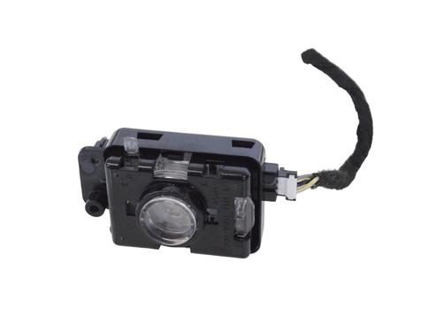 interior-roof-light-tesla-model-s-5yjs-2012-33359333 main image